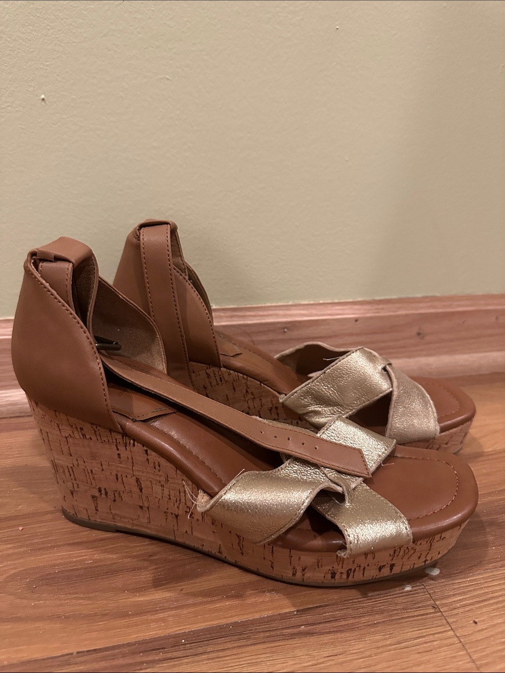 Crown Vintage Brown Cork Wedges with Gold Metallic Straps